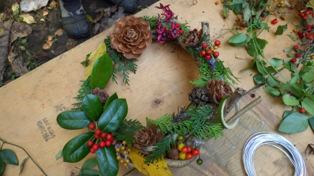 完成したクリスマスリース